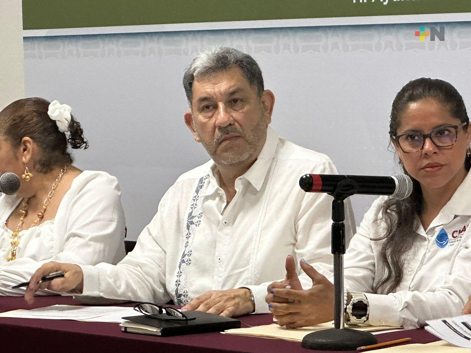 Alcalde de Coatzacoalcos anuncia convenio de colaboración con la CMIC