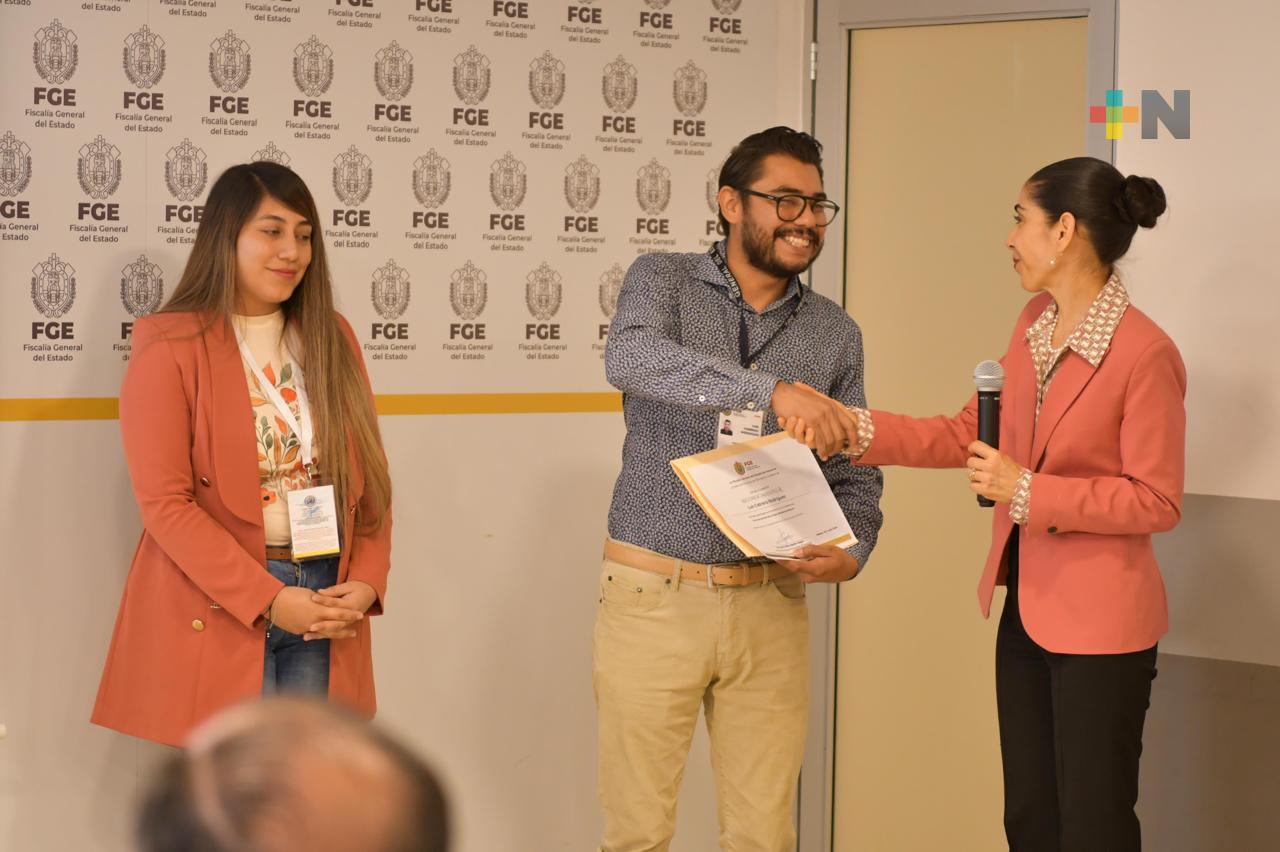 FGE capacita a servidores públicos en «Atención a personas afrodescendientes»