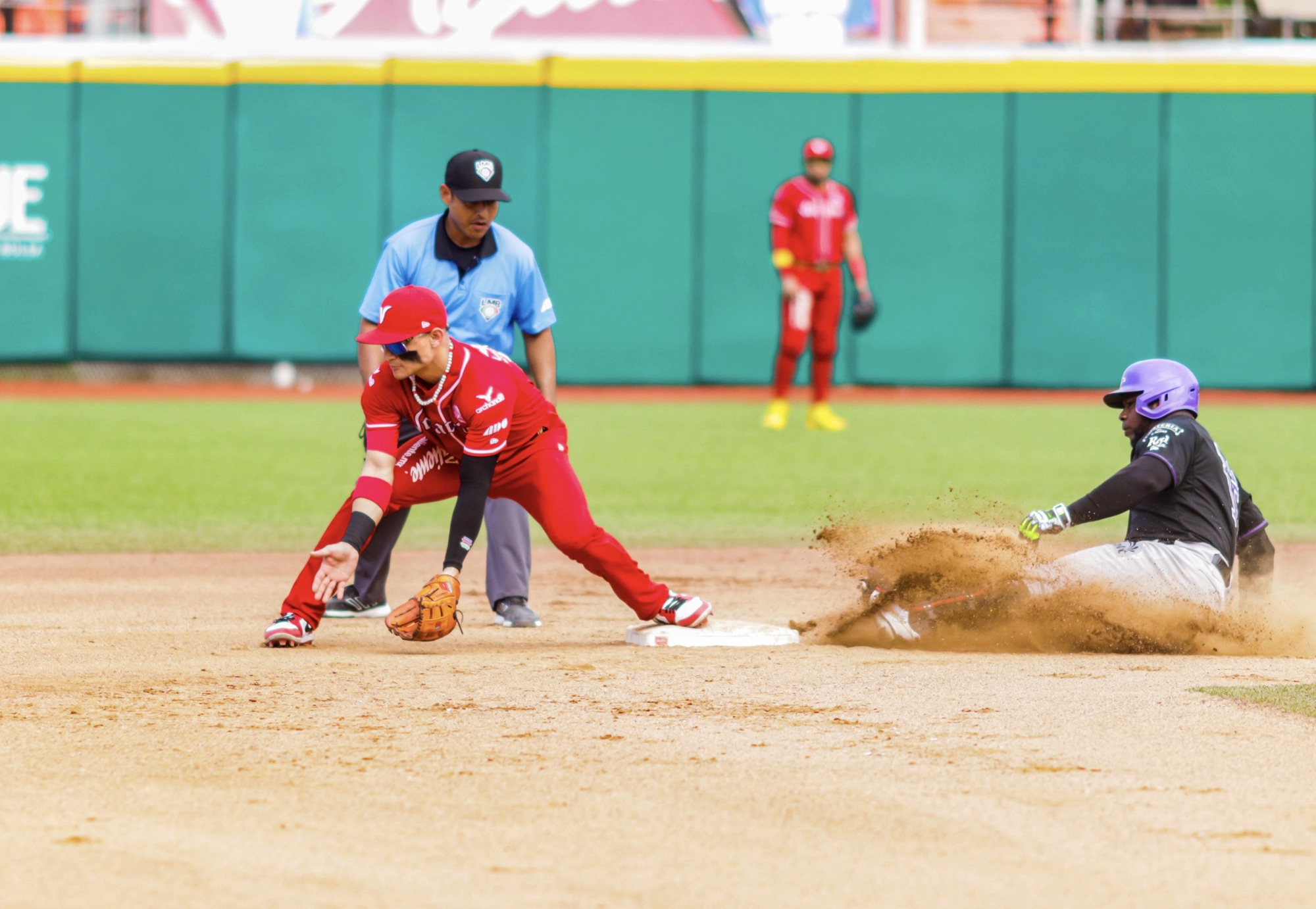Querétaro ganó el doble juego a El Águila, en Veracruz