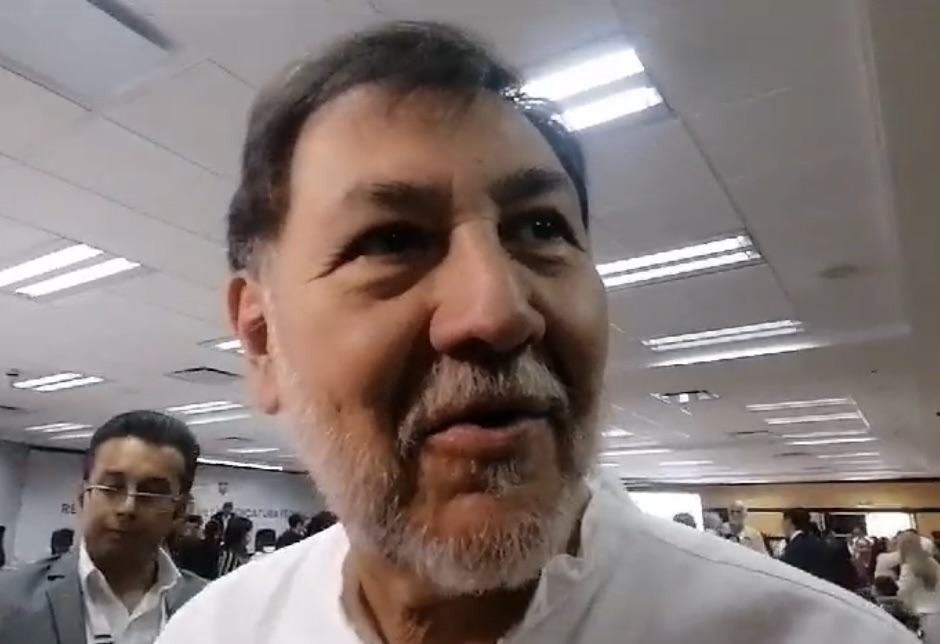 No hay persecución política, que los Yunes afronten sus responsabilidades jurídicas: Fernández Noroña