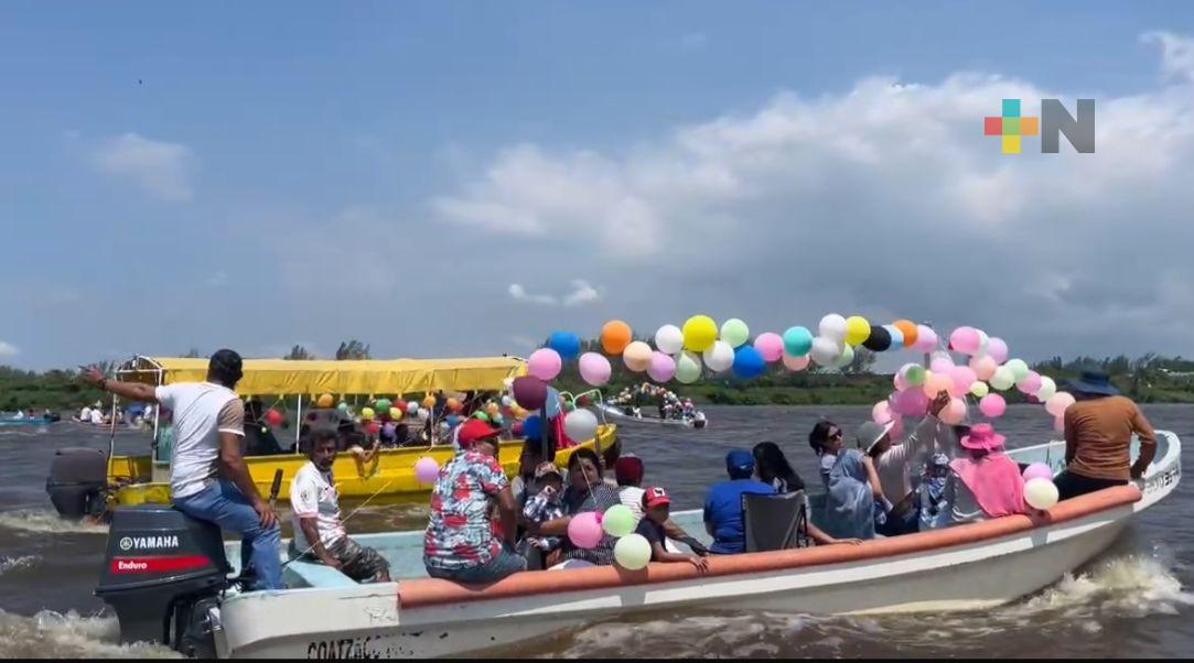 Pescadores de Coatzacoalcos realizan tradicional paseo en honor a la Virgen del Carmen