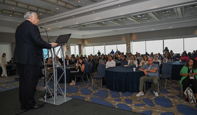 Miguel Torruco se reúne con 297 importantes tour operadores en Nueva York