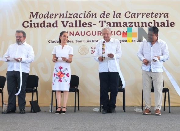 Presidente López Obrador inaugura carretera Ciudad Valles-Tamazunchale