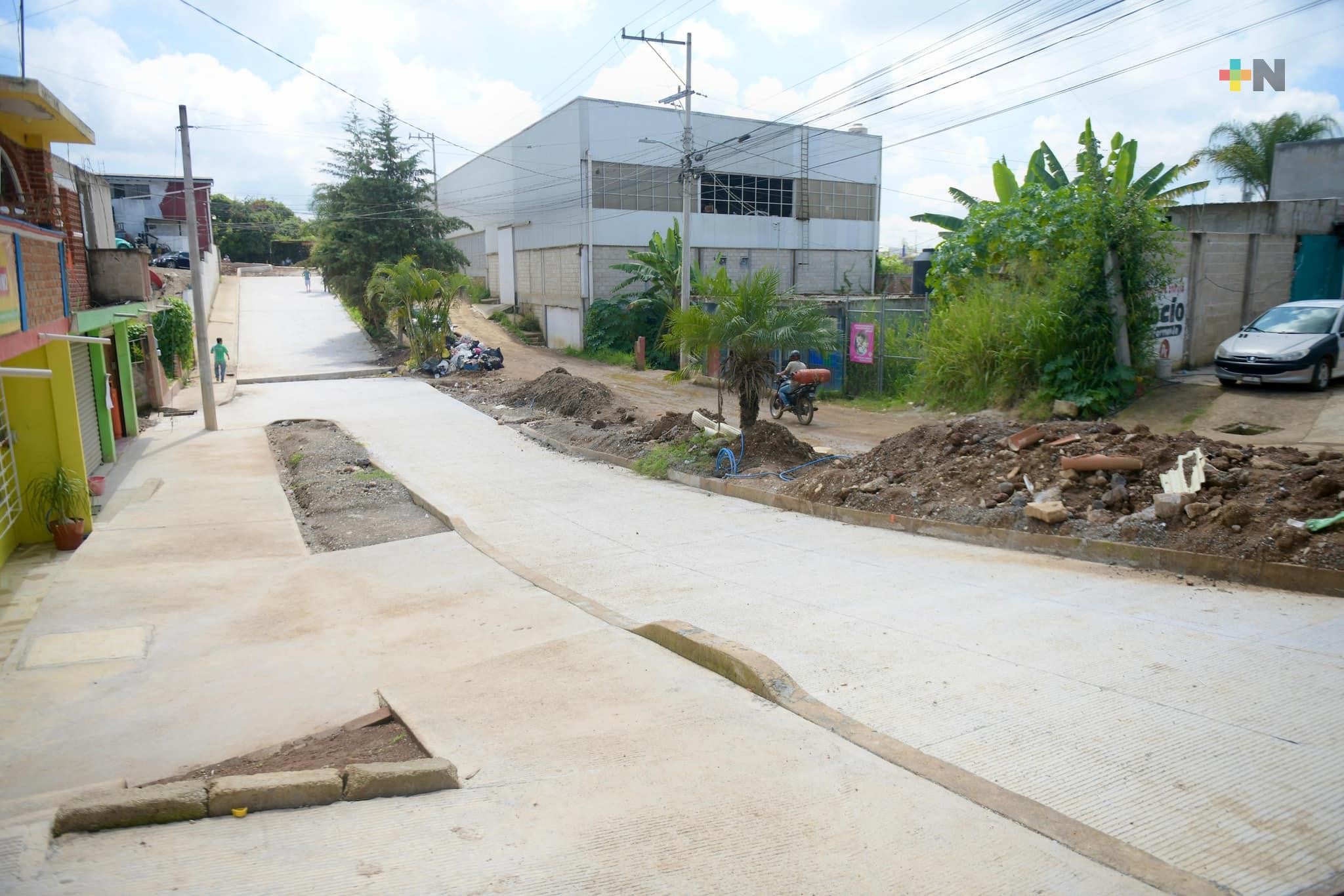 Gobernador supervisa obras de pavimentación hidráulica entre Xalapa y Emiliano Zapata