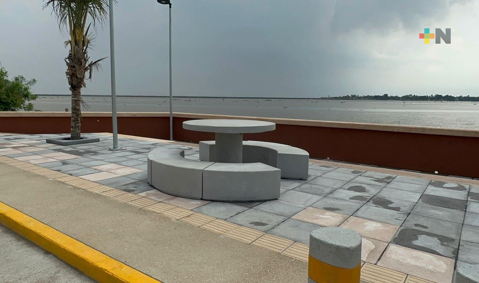 Abren al público malecón ribereño de Coatzacoalcos