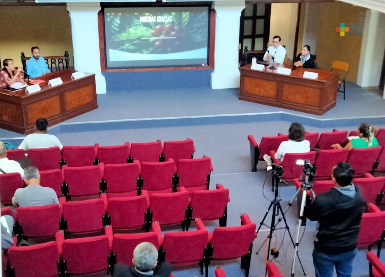 Colver realiza ciclo de conferencias dirigidas a cafeticultores de Veracruz