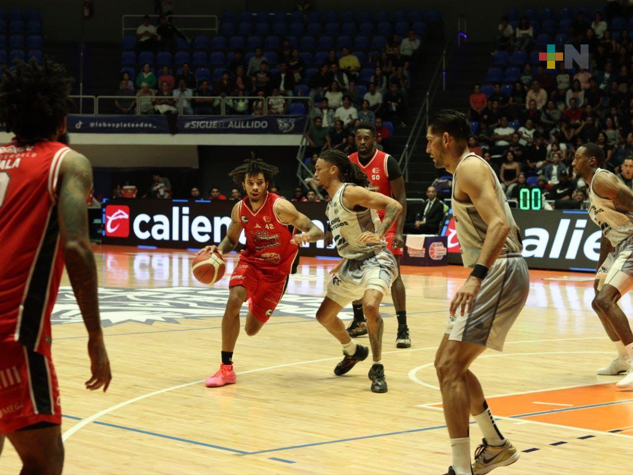 Halcones Rojos gana su primera serie de la mano de Carlos Rivera