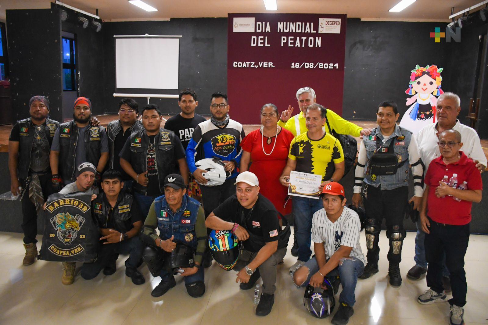 Con pláticas y caravana conmemoran el Día del Peatón en Coatzacoalcos