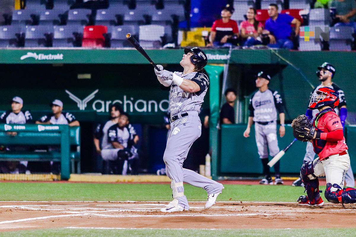 Olmecas se queda con la última serie ante El Águila, en el Beto Ávila