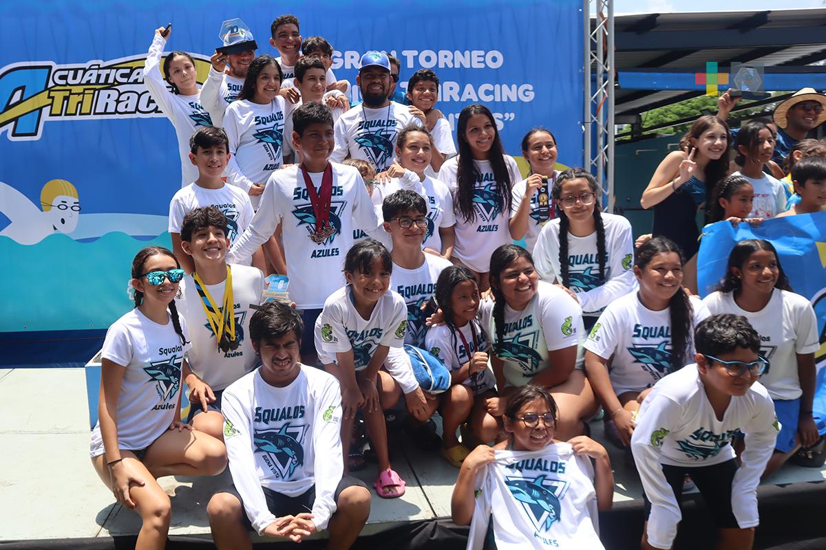 Squalos Azules son campeones de Preequipos del Circuito Jarocho de Natación