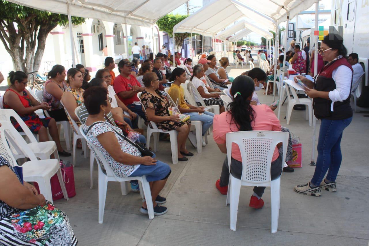 Continúan jornadas médicas itinerantes en Chacaltianguis