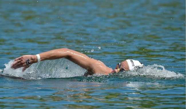 Martha Sandoval en el top 20 de aguas abiertas en París 2024