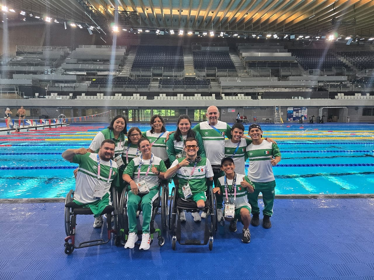 Nely Miranda, sin límite de edad para dejar todo en la alberca