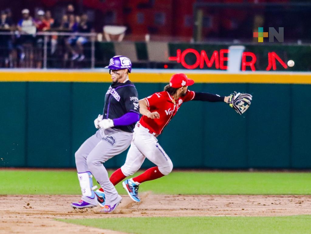 El Águila gana en el puerto a los Conspiradores de Querétaro