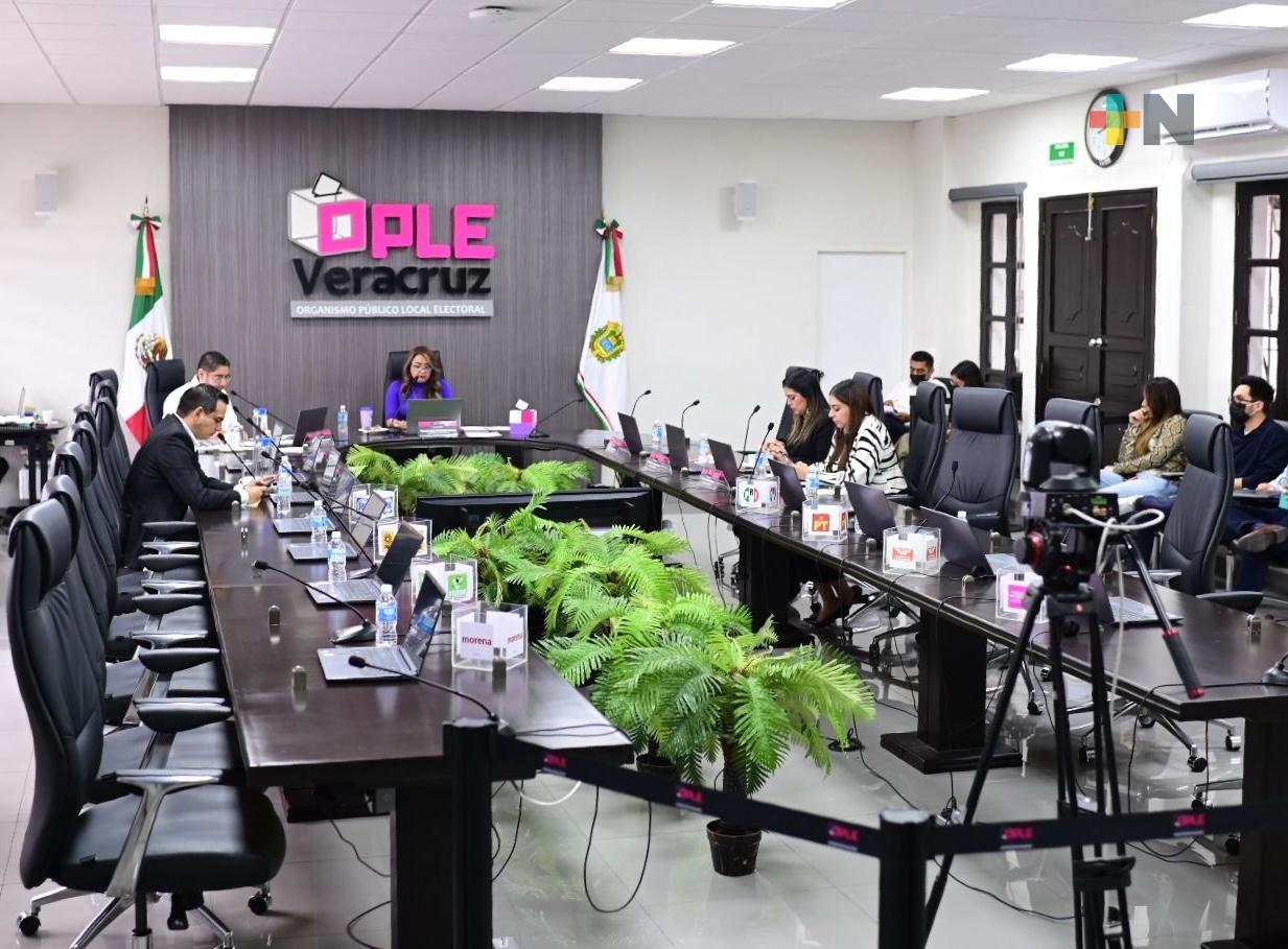 Consejo general del OPLE Veracruz recibe informe final de l Comisión de Medios y Monitoreo