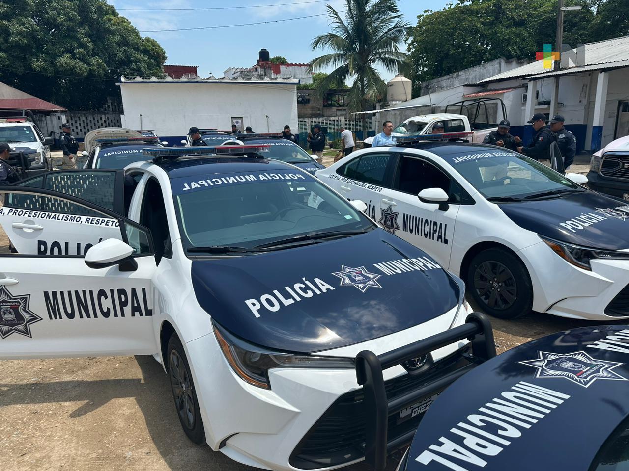 Diez patrullas se incorporan a Policía de Coatzacoalcos