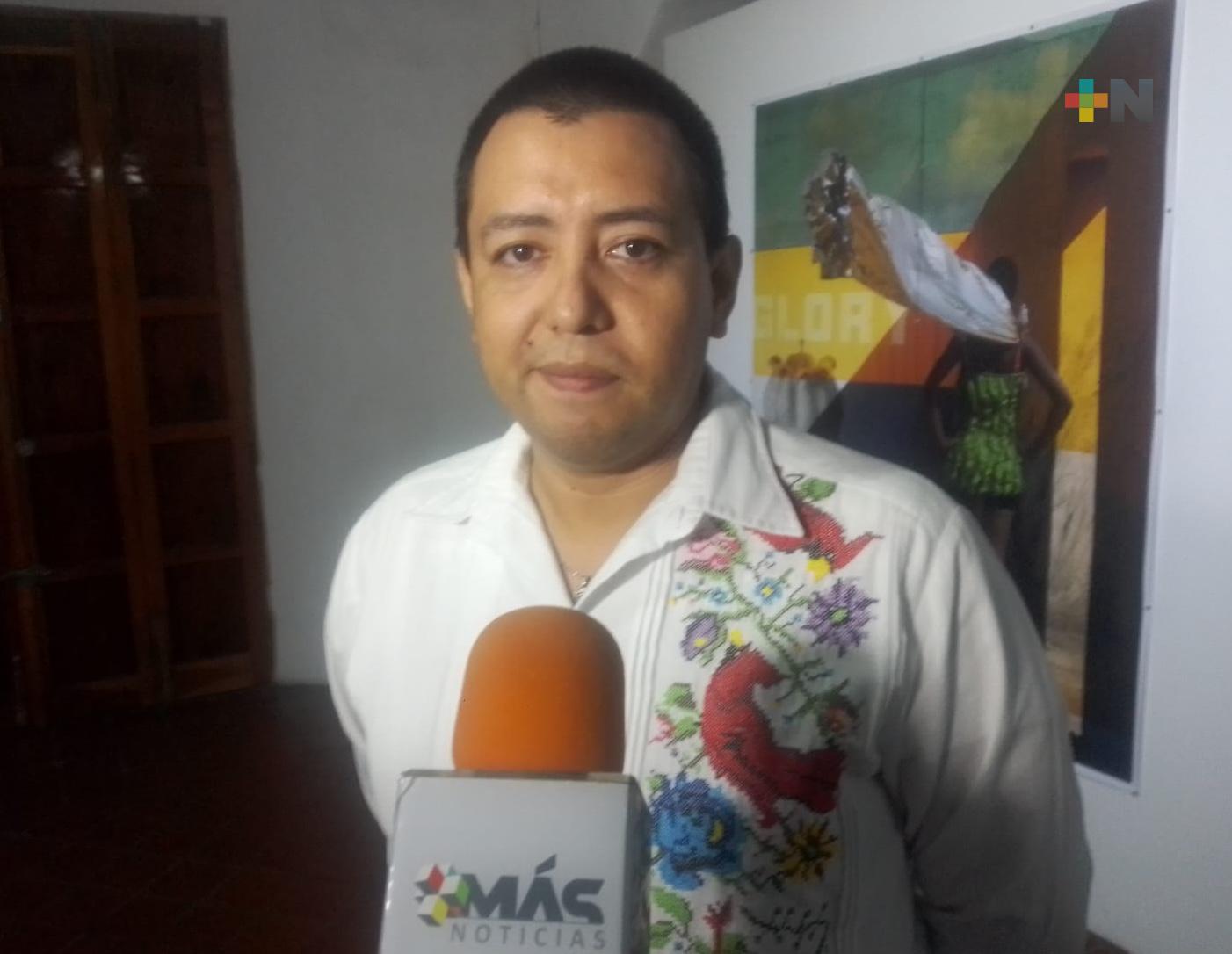 Fotografía química está vigente entre los profesionales del ramo: Daniel Vásquez