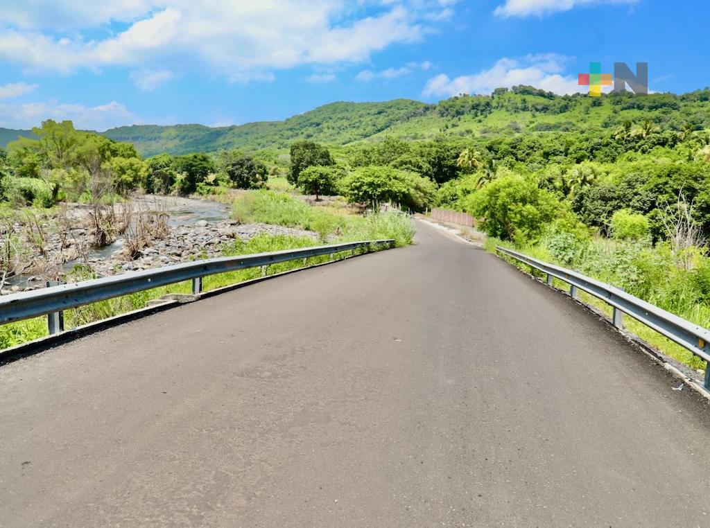 Gobernador Cuitláhuac García priorizó carreteras para comunidades sobre obras de relumbrón