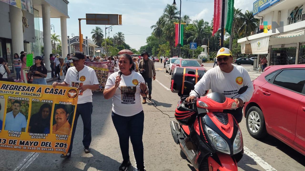 Marchan en conmemoración al Día Internacional de la Desaparición Forzada