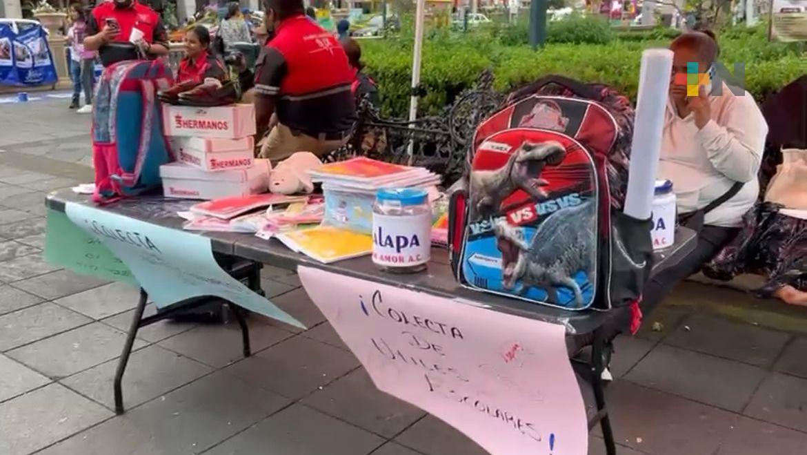 Asociaciones civiles se unen para recolectar útiles escolares en Xalapa