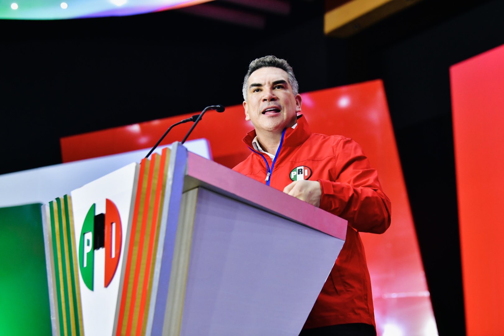 En cuestionado proceso interno priista “Alito” Moreno se reelige hasta 2028