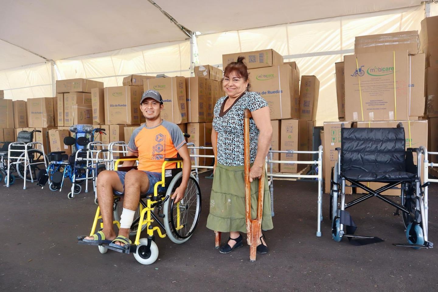 Siempre con los que más lo necesitan: 133 municipios reciben 3 mil apoyos funcionales