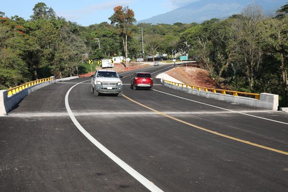 Abren a la circulación segunda etapa del libramiento Coatepec-Xico