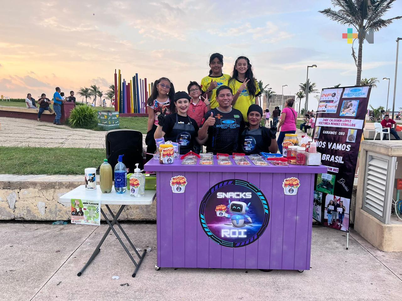 Estudiantes de primaria realizan venta de comida para asistir a concurso en Brasil