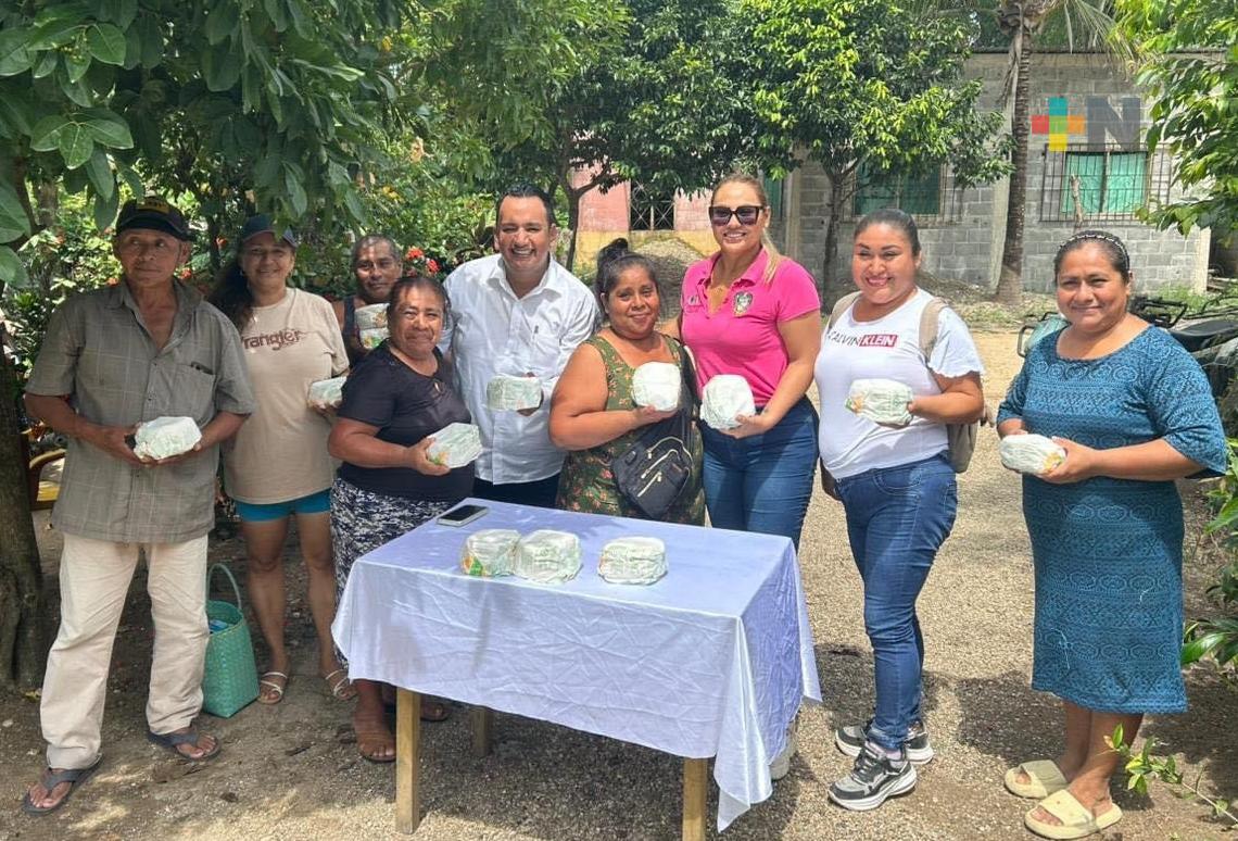 Entregan tres mil kilos de tortillas a bajo costo en Cosamaloapan