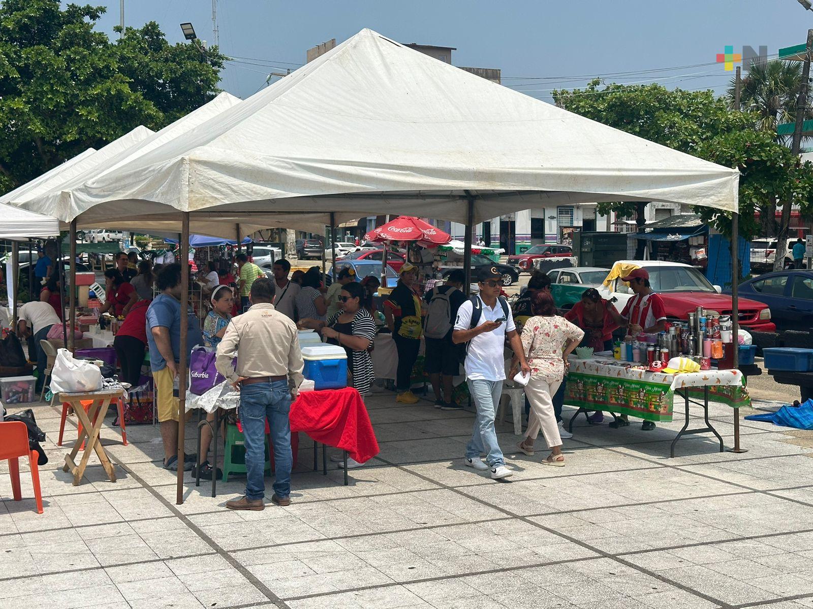 Más de 100 comerciantes participaron en festival artesanal de Coatzacoalcos