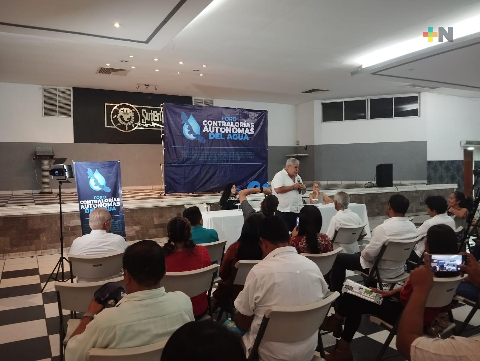 Llevan a cabo “Foro contralorías autónomas del agua” en Veracruz