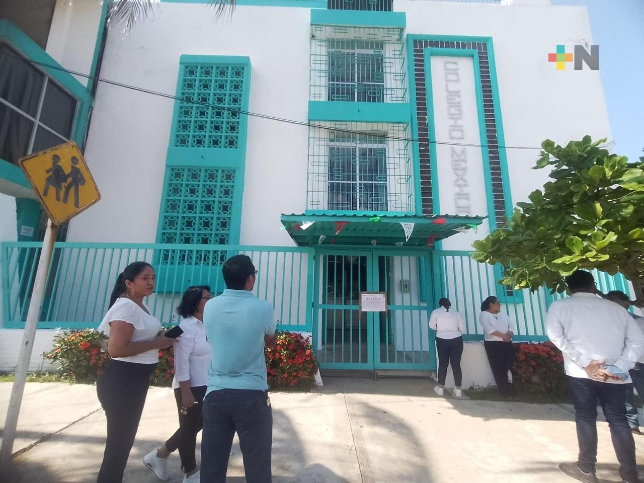 IMSS Veracruz Sur embarga Colegio México de Coatzacoalcos