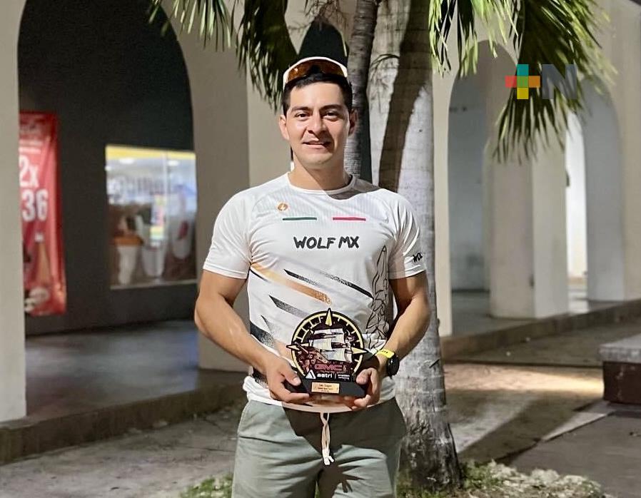 Adrían Pulido del Wolf MX Coatzacoalcos destacó en el Triatlón AsTri Veracruz 2024