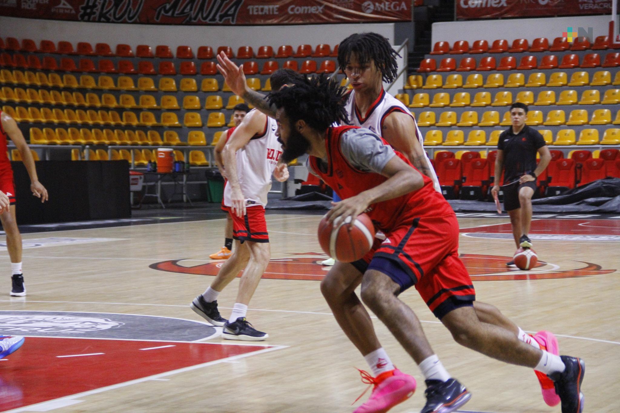 2×1 para mujeres en Serie Rosa de Halcones Rojos ante León
