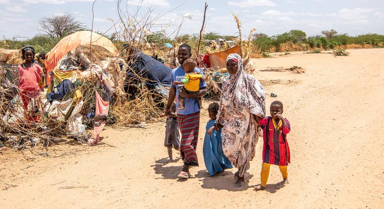 Más de la mitad de niños y jóvenes refugiados no están escolarizados