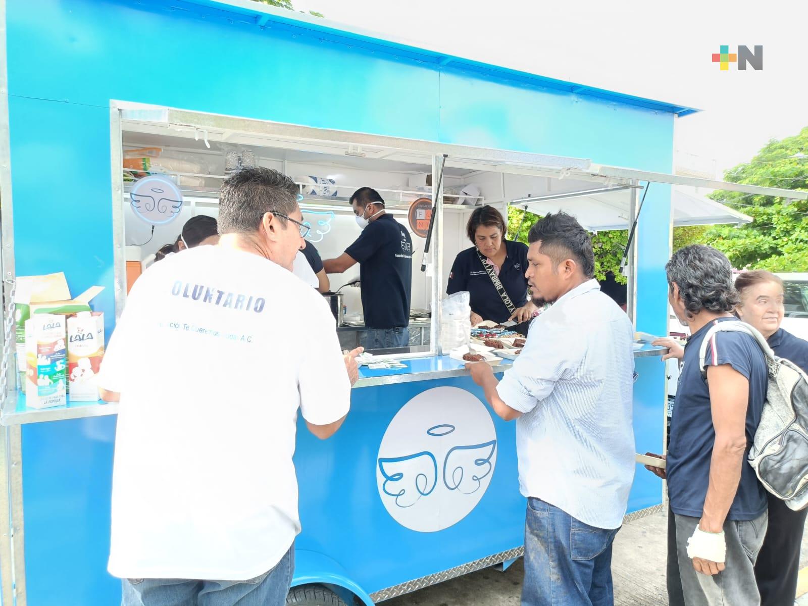 Inaugura fundación «Te Queremos Ayudar» el remolque solidario