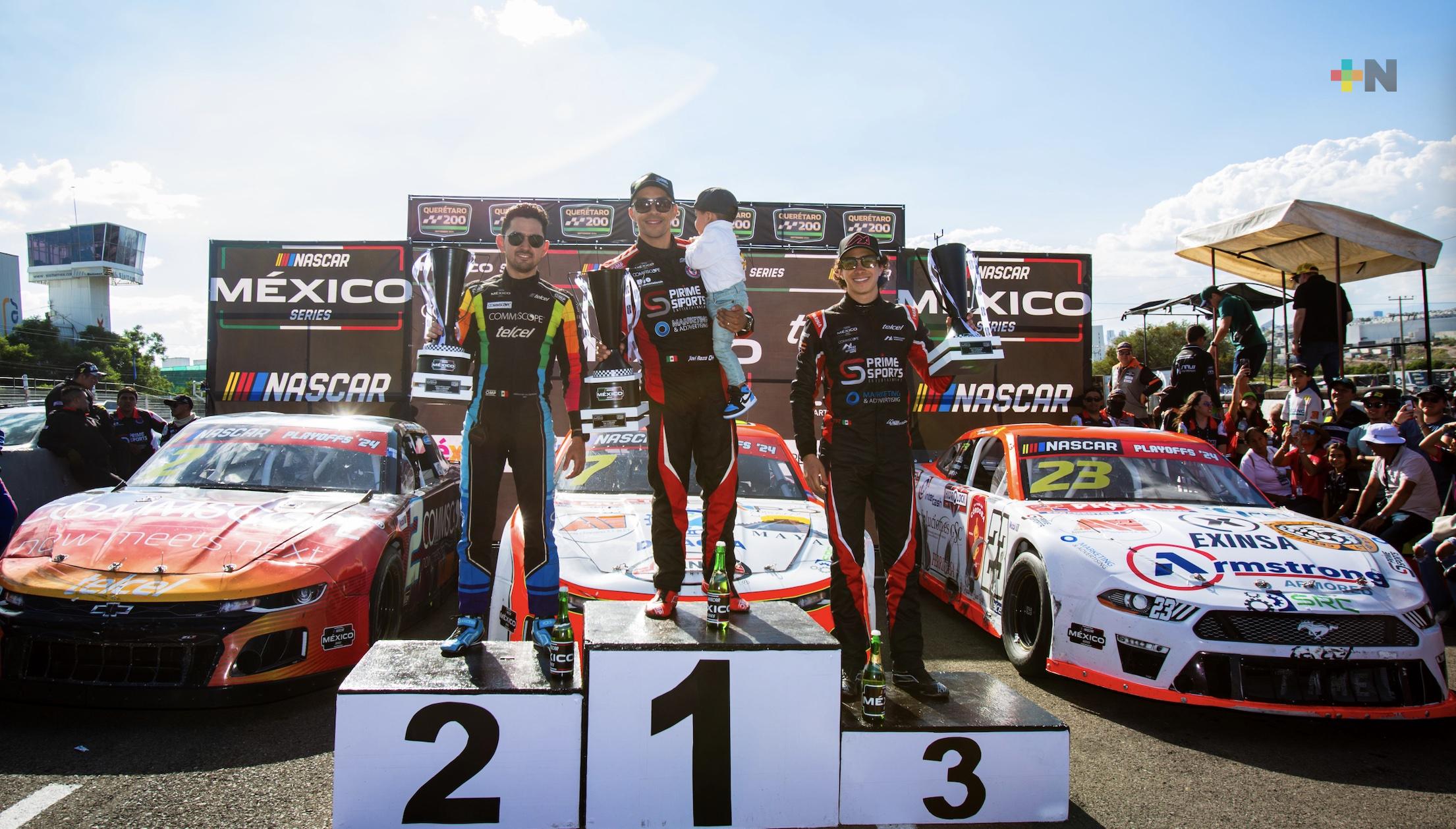Xavi Razo obtiene victoria importante en playoffs de NASCAR México