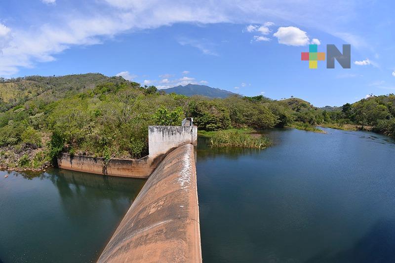Minatitlán dejó de recibir agua de la presa Yuribia, confirma alcalde de Tatahuicalpan