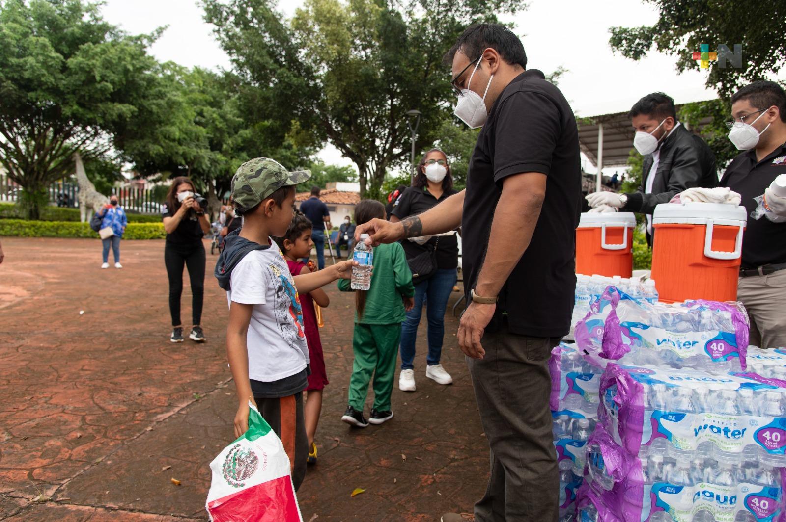 Brinda Córdoba ayuda humanitaria a Caravana de Migrantes