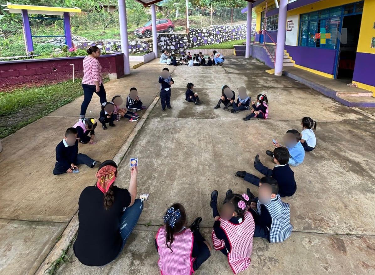 Lleva SIPINNA plática sobre derechos de los niños a la zona rural de Córdoba