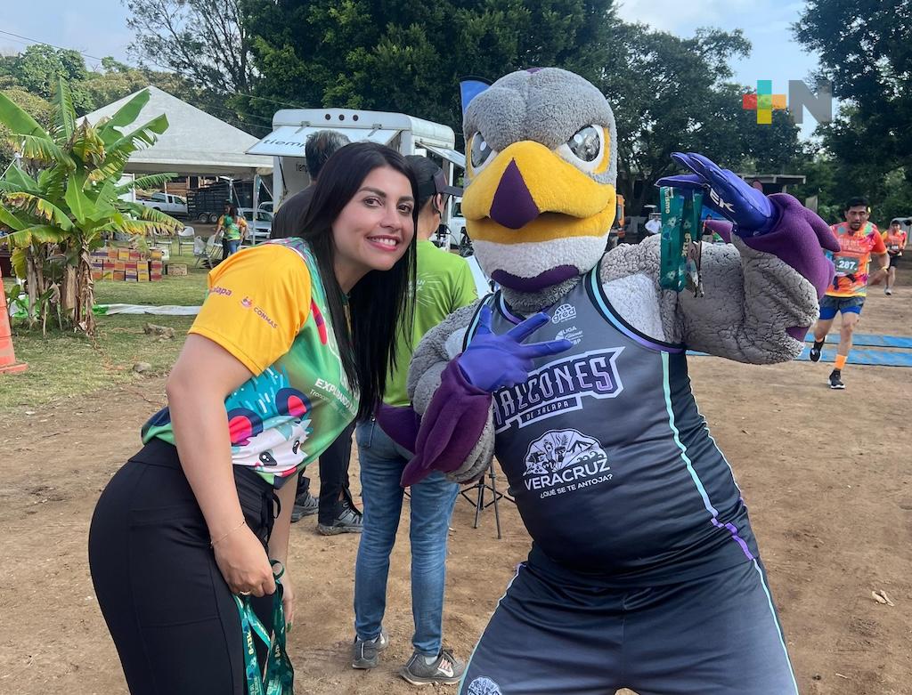 Halcones de Xalapa participó en carrera la Ruta del Tlacuache