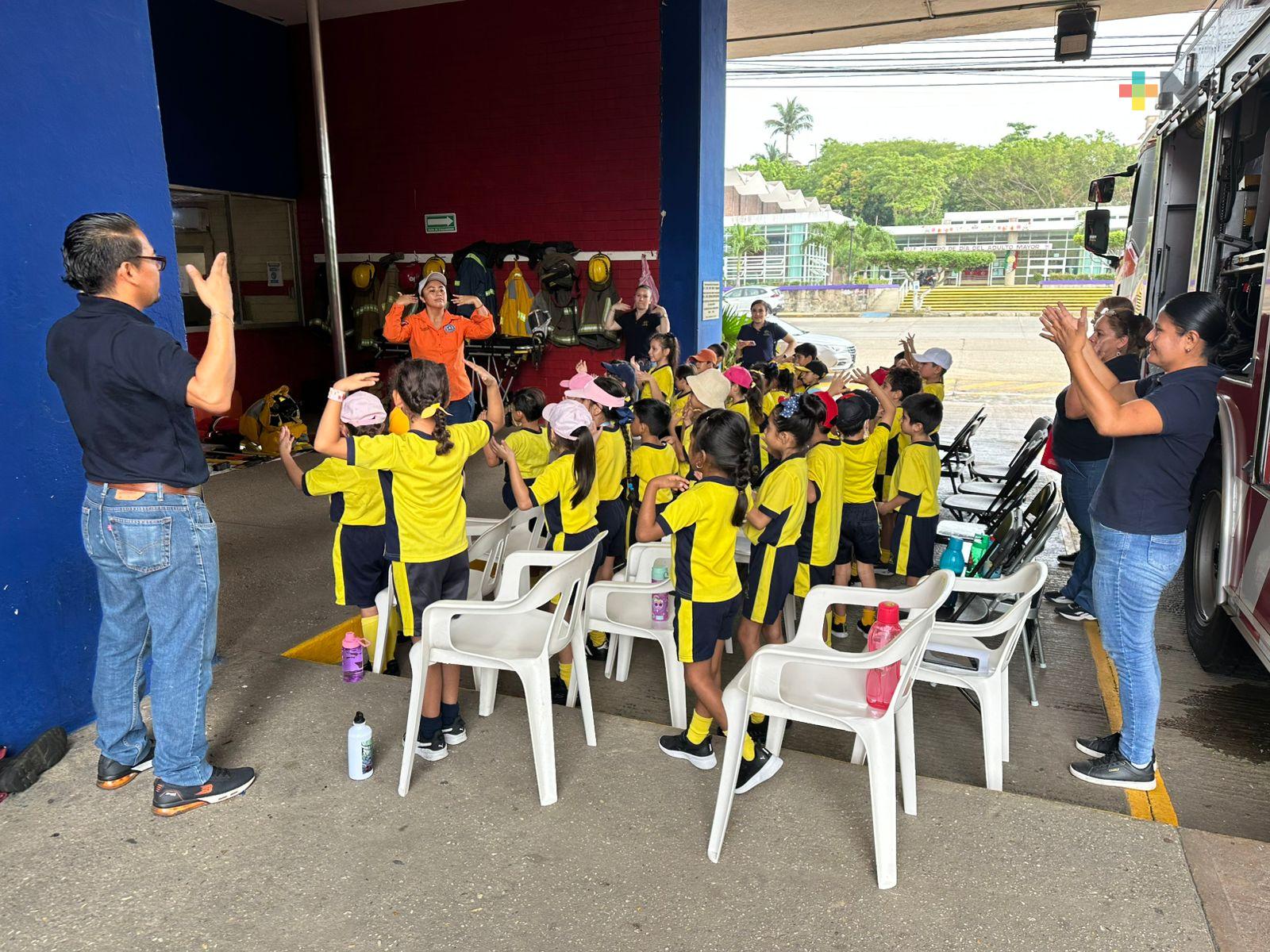 Curso «Bombero por un día» capacita a la niñez de Coatza