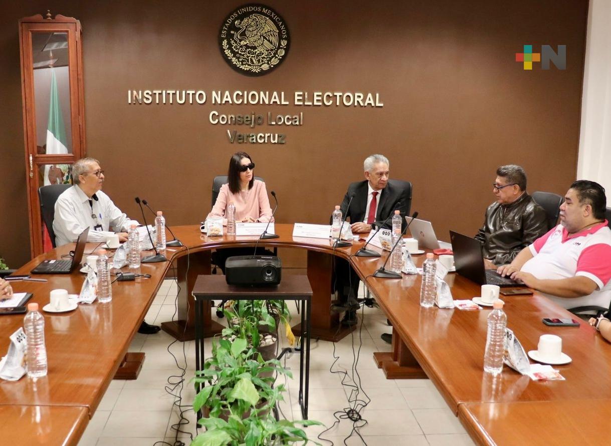 Audita INE los 66 módulos de atención en Veracruz