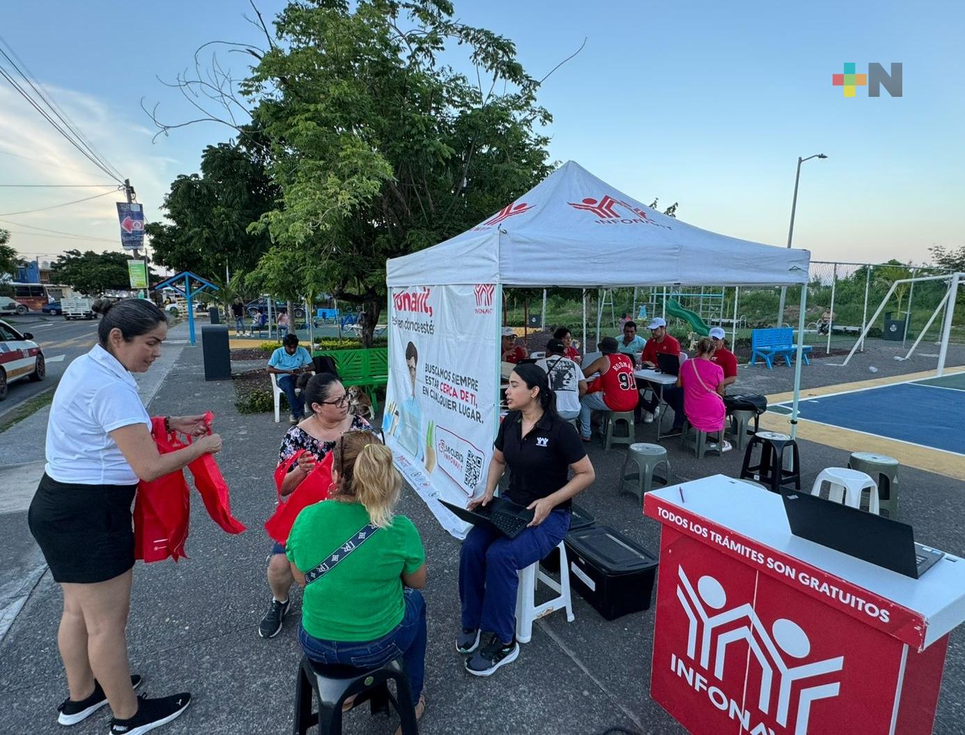 Infonavit atiende a más de mil personas en fraccionamientos de Veracruz puerto