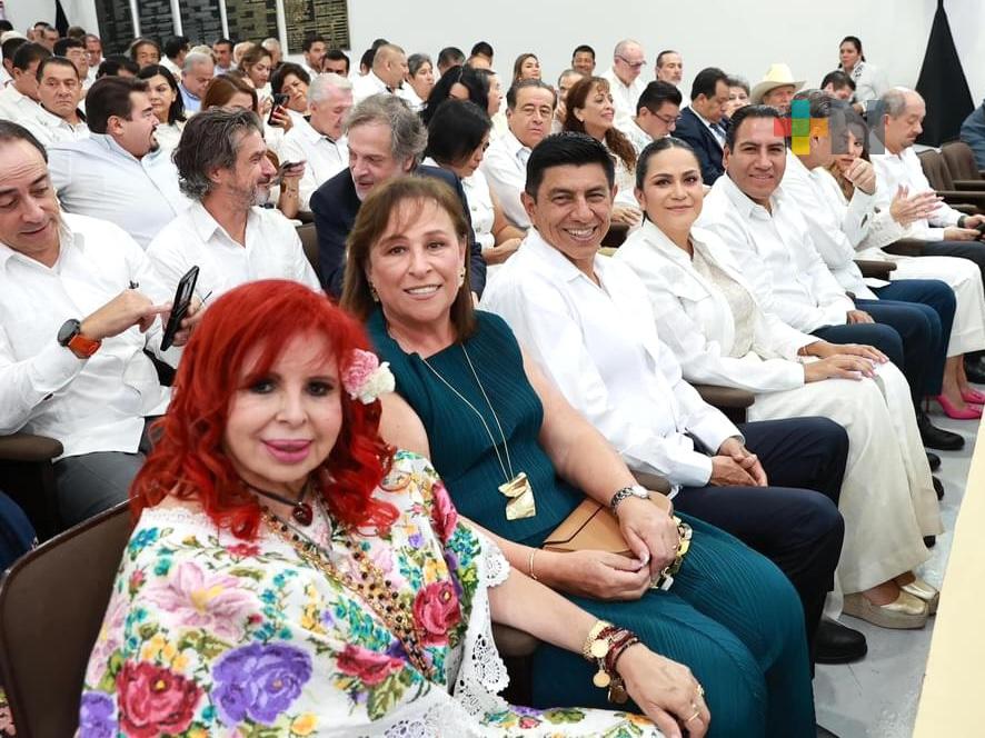 Rocío Nahle acompaña a su homólogo de Tabasco, Javier May en su toma de protesta