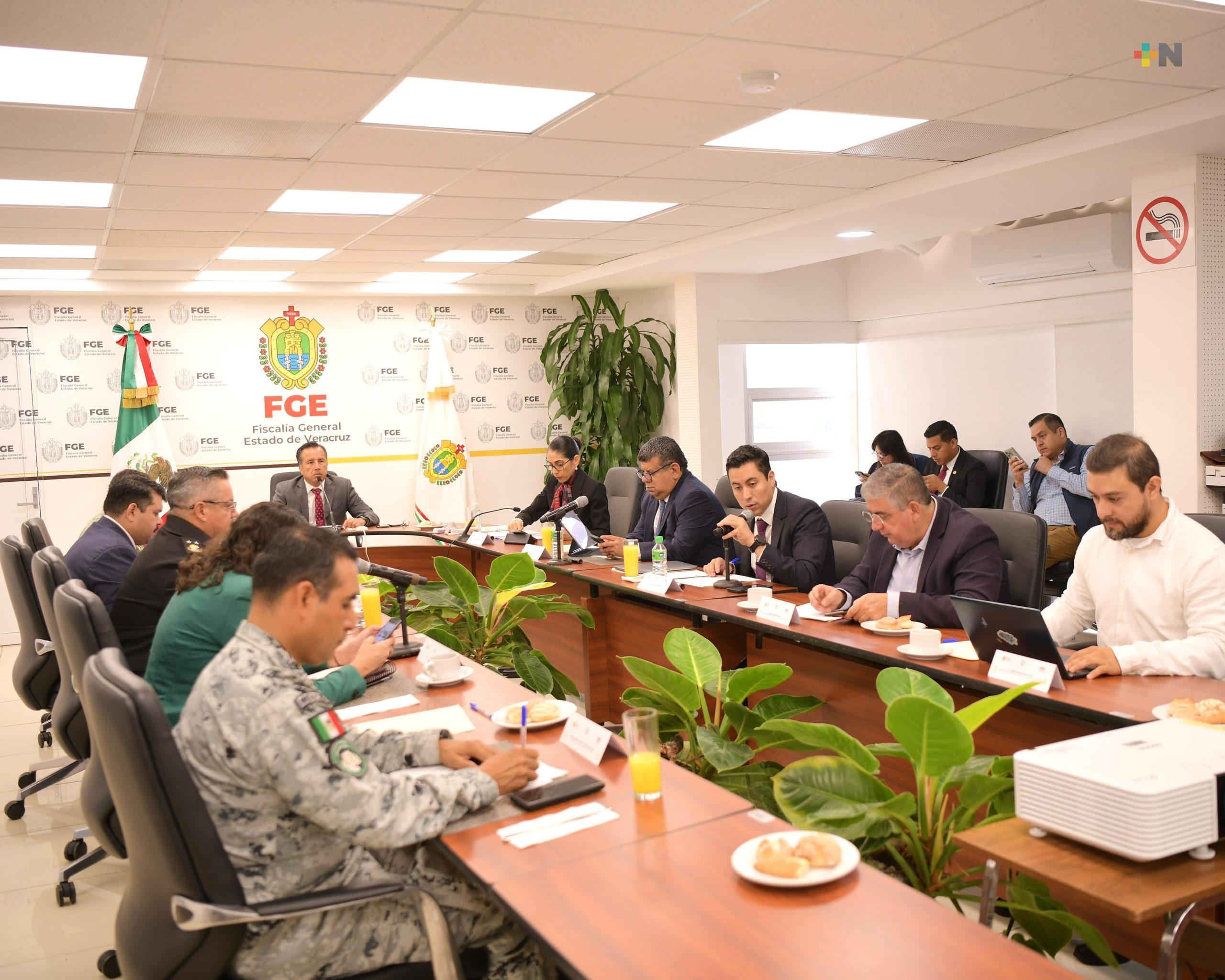 Mesa para Construcción de la Paz sesiona en instalaciones de la FGE