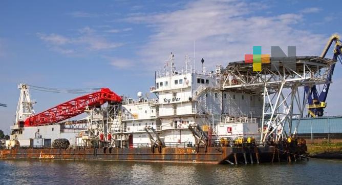 Remueven barcaza «Tog Mor» de playa de Villa Allende