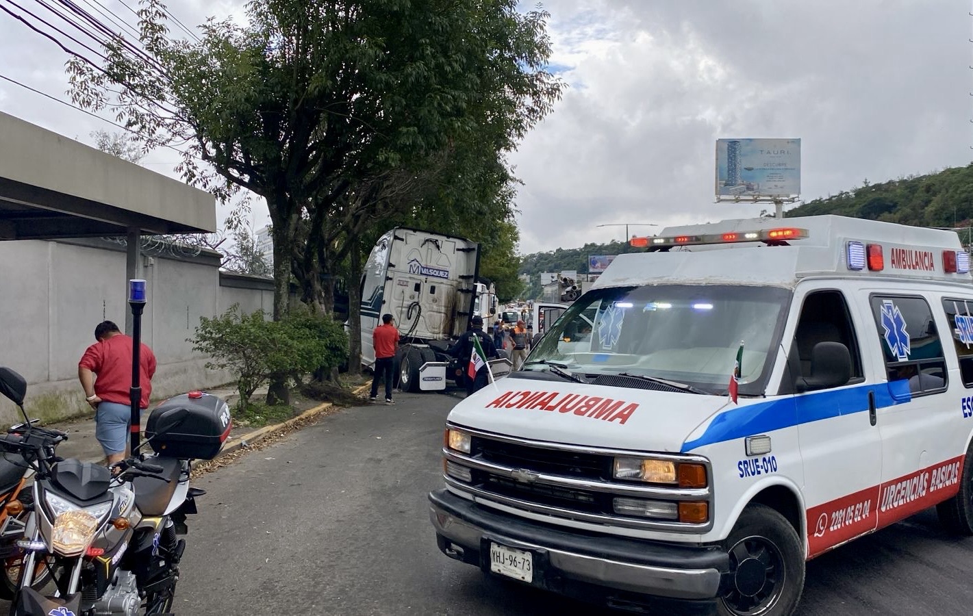 Fuerzas de tarea atienden accidente vehicular en bulevar Xalapa – Banderilla
