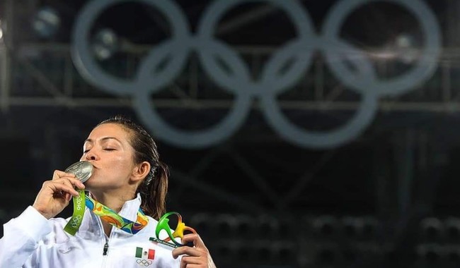 Propone Ana Gabriela Guevara aumento en becas vitalicias