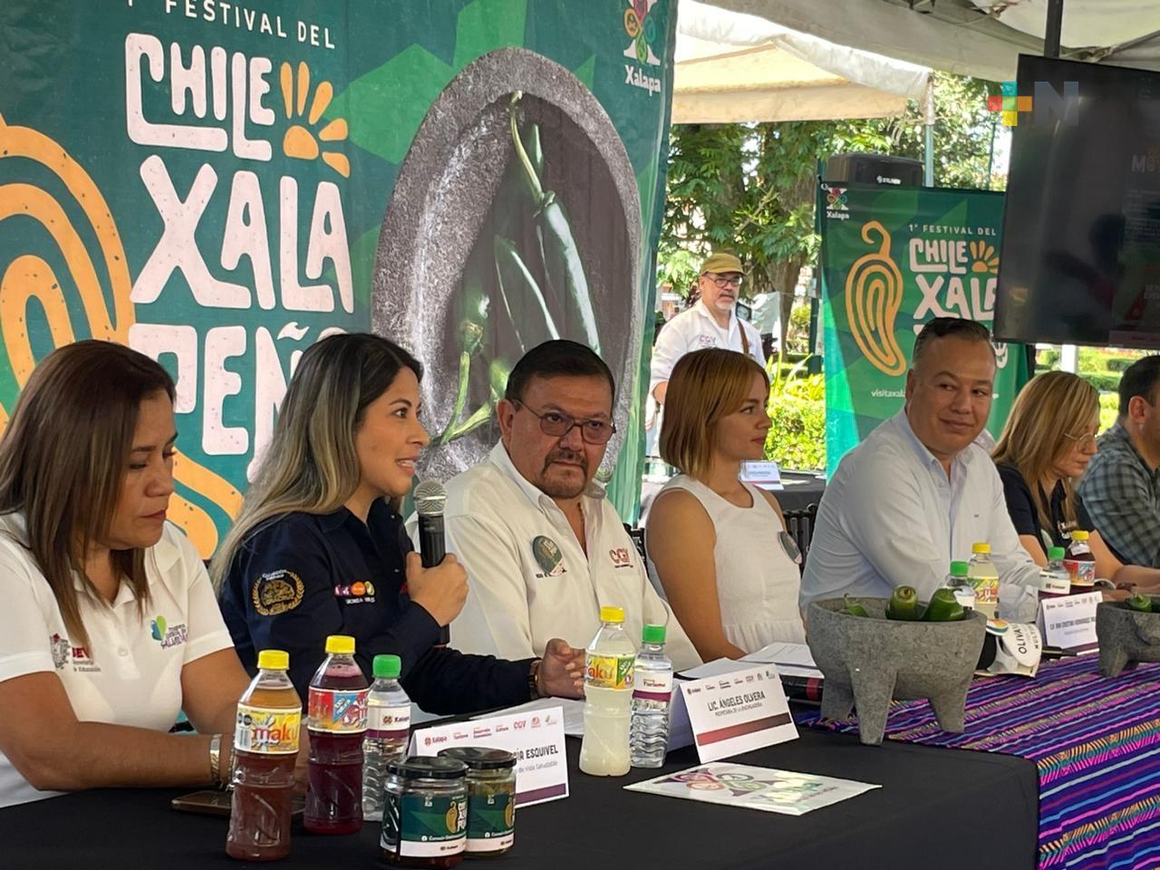 Contemplan 50 expositores en «Primer festival del chile xalapeño»